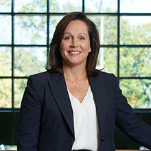 Elaine Marion, winner of the 2022 School of Business Distinguished Alumna Award